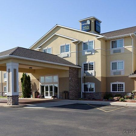 Crossings By Grandstay Inn & Suites Becker ภายนอก รูปภาพ