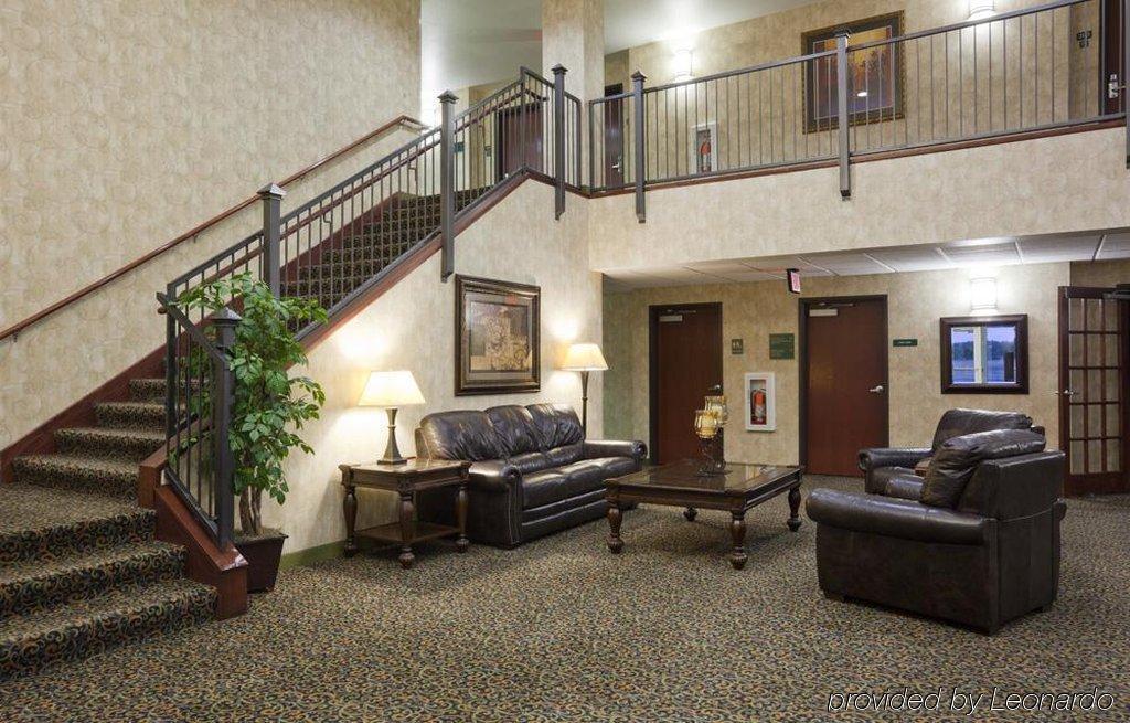 Crossings By Grandstay Inn & Suites Becker ภายนอก รูปภาพ
