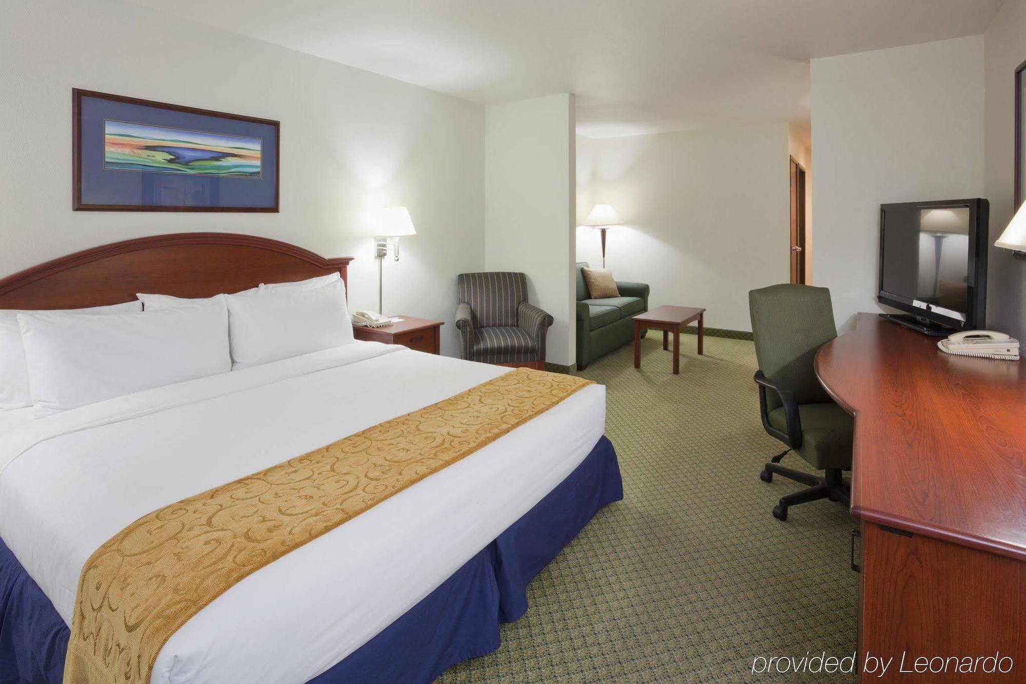 Crossings By Grandstay Inn & Suites Becker ภายนอก รูปภาพ