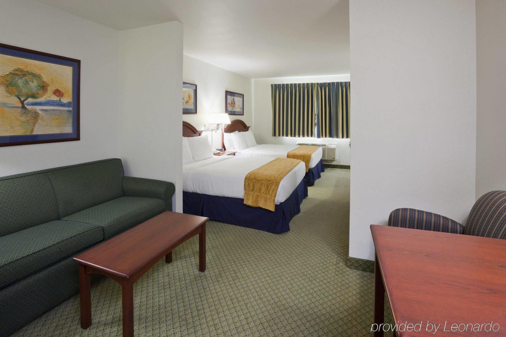 Crossings By Grandstay Inn & Suites Becker ภายนอก รูปภาพ